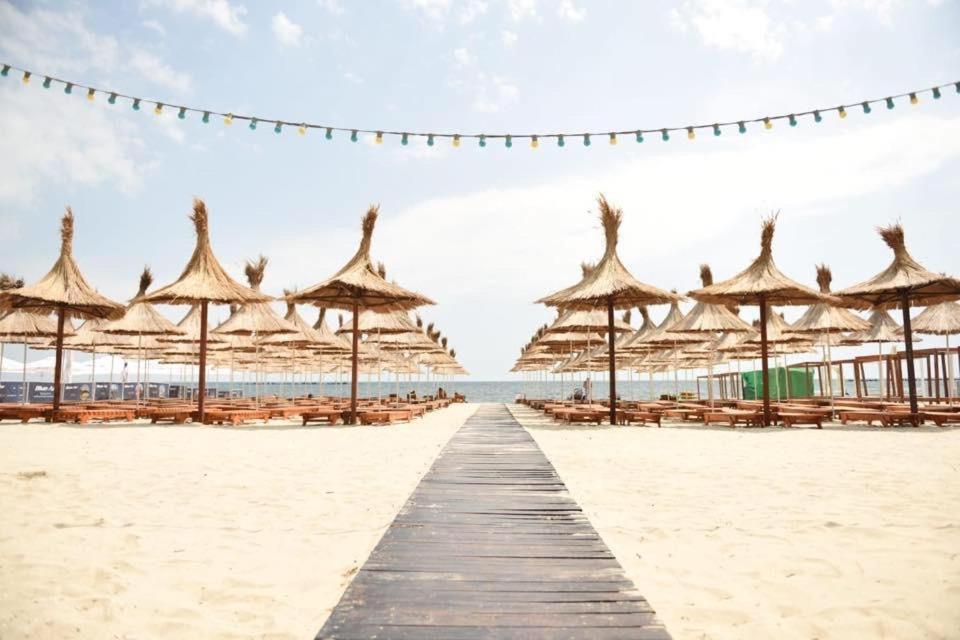 Hotel Venus Mamaia Buitenkant foto