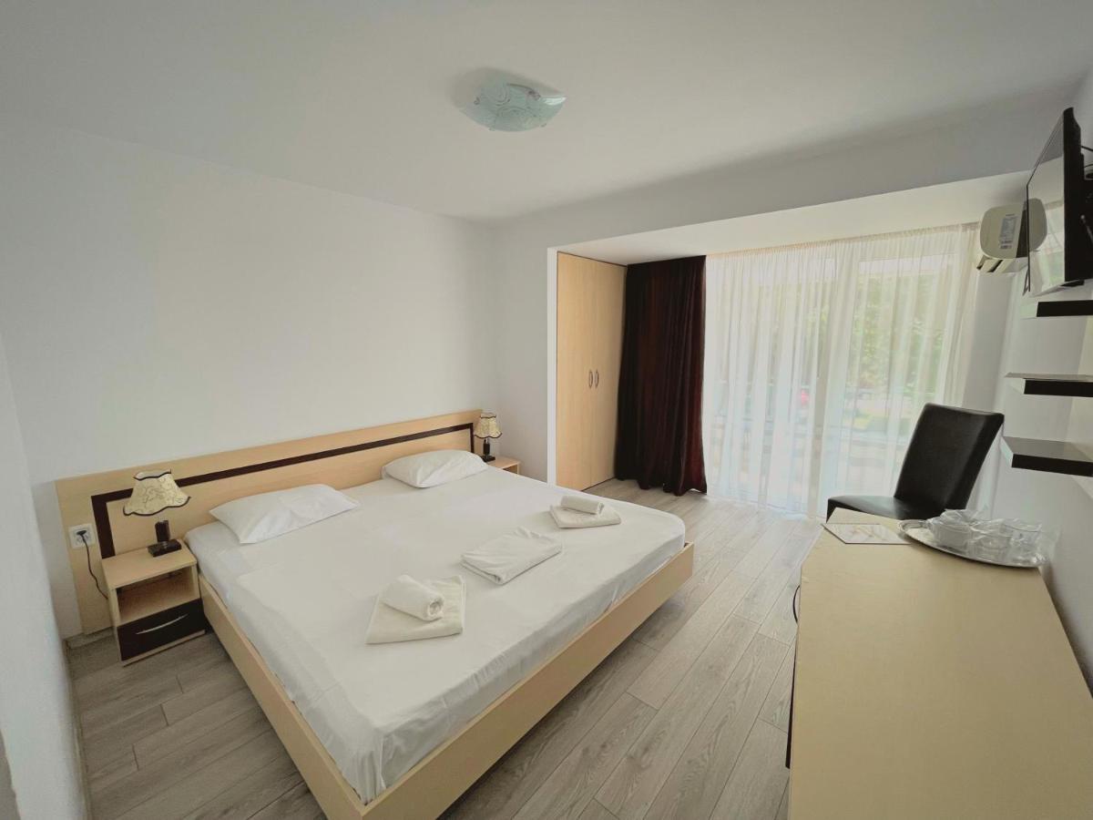 Hotel Venus Mamaia Buitenkant foto