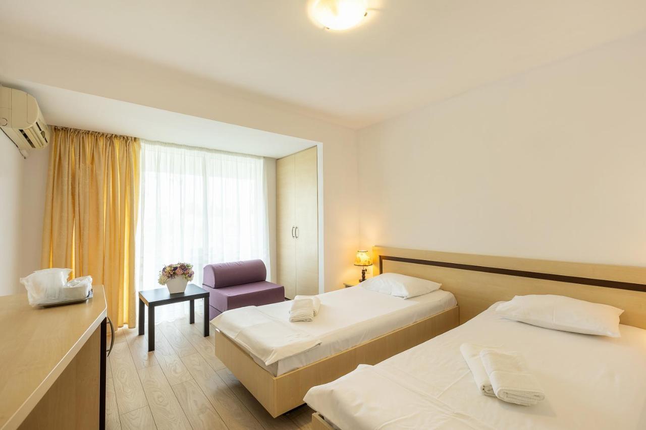 Hotel Venus Mamaia Buitenkant foto
